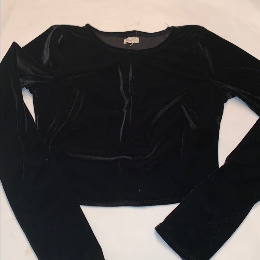 Hollister black velvet crop XS